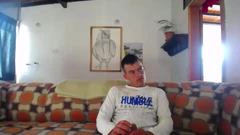 Peter and Danna 5am -10am and 5pm-8pm Local time Colombia online show from 3, 1, 2025