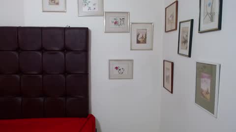 Snapshot of dannazuluaga chatting on 4, 2, 2025 Danna online show from 4, 2, 2025