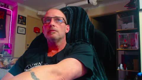 Snapshot of dannozdirekt chatting on 3, 5, 2026 dannozdirekt online show from 3, 5, 2026