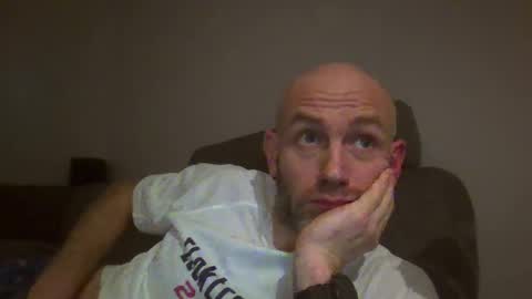 Snapshot of danny81boy chatting on 8, 2, 2025 danny81boy online show from 8, 2, 2025