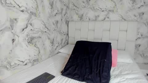 danny_fernandez online show from 2, 12, 2025