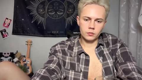 danny online show from 24, 10, 2025