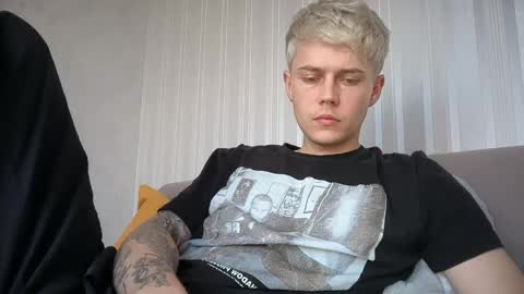 Snapshot of danny_love01 chatting on 6, 5, 2026 danny online show from 6, 5, 2026
