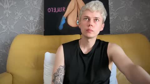 Snapshot of danny_love01 chatting on 19, 5, 2026 danny online show from 19, 5, 2026