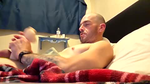 Snapshot of dannytabb1 chatting on 6, 10, 2025 dannytabb1 online show from 6, 10, 2025