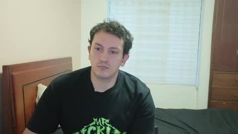 Snapshot of danruiz33 chatting on 6, 5, 2026 Dan online show from 6, 5, 2026