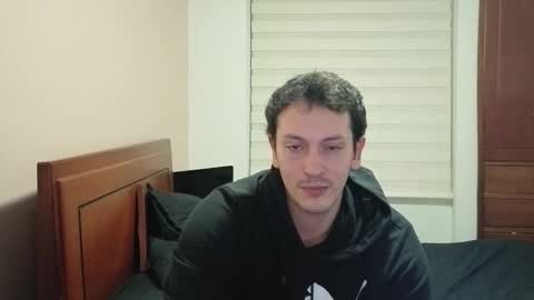 Snapshot of danruiz33 chatting on 9, 5, 2026 Dan online show from 9, 5, 2026