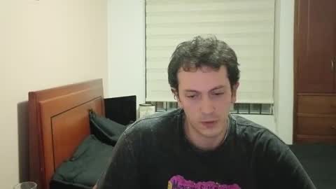 Snapshot of danruiz33 chatting on 21, 5, 2026 Dan online show from 21, 5, 2026