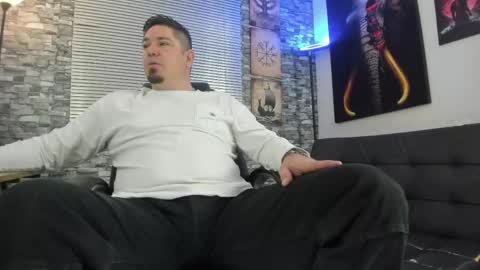 Snapshot of dante_bellini chatting on 27, 5, 2026 dante_bellini online show from 27, 5, 2026