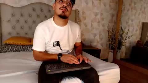 Snapshot of dante_goldt chatting on 19, 6, 2026 Dante online show from 19, 6, 2026