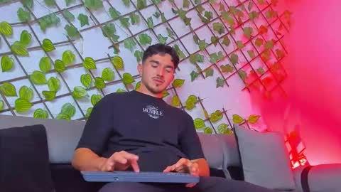 Snapshot of danteeblake chatting on 14, 2, 2026 Dante online show from 14, 2, 2026