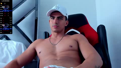 Snapshot of danterouxx chatting on 7, 1, 2025 Dante online show from 7, 1, 2025