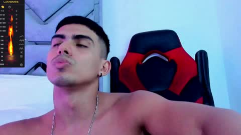 Snapshot of danterouxx chatting on 3, 2, 2025 Dante online show from 3, 2, 2025