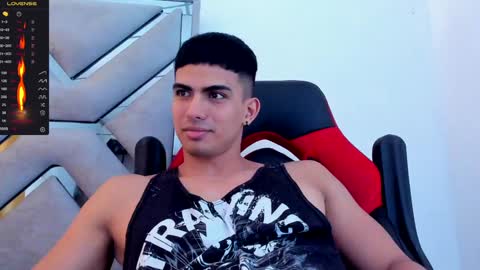 Snapshot of danterouxx chatting on 5, 2, 2025 Dante online show from 5, 2, 2025