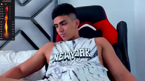 Snapshot of danterouxx chatting on 10, 3, 2025 Dante online show from 10, 3, 2025