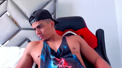 Snapshot of danterouxx chatting on 2, 10, 2025 Dante online show from 2, 10, 2025