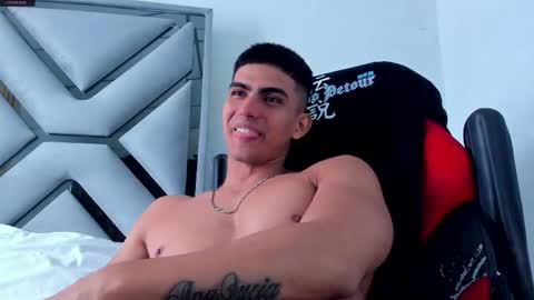 Snapshot of danterouxx chatting on 1, 12, 2025 Dante online show from 1, 12, 2025