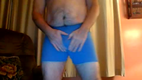 Snapshot of dantibb44 chatting on 28, 10, 2025 danny online show from 28, 10, 2025