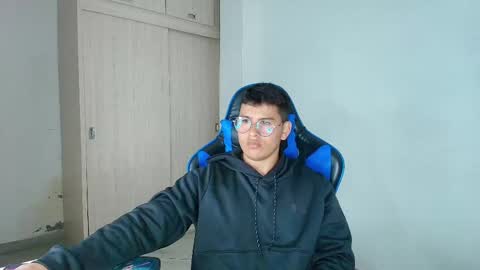 Snapshot of dantraxx chatting on 19, 2, 2025 Dantraxx online show from 19, 2, 2025