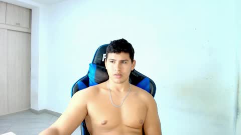 Snapshot of dantraxx chatting on 5, 2, 2026 Dantraxx online show from 5, 2, 2026