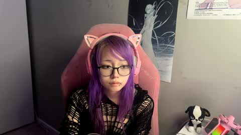 danyelleeyermann online show from 4, 4, 2026