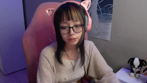 danyelleeyermann online show from 13, 4, 2026