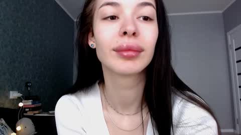 Daphne Darkthorn online show from 9, 1, 2026