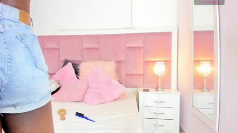 Daphne online show from 10, 12, 2024