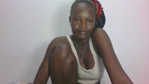 Snapshot of darberry21 chatting on 1, 6, 2026 ESTHER online show from 1, 6, 2026