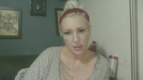 Darcy online show from 10, 1, 2025