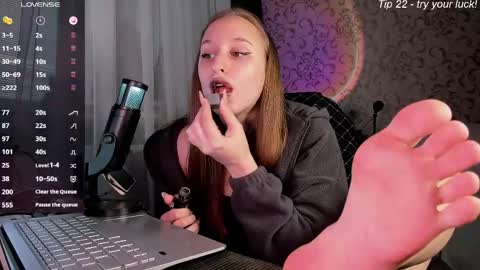 Snapshot of darcysiren chatting on 22, 4, 2026 Darcy Siren online show from 22, 4, 2026