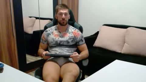 darius_94 online show from 25, 9, 2025