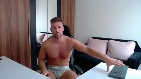 darius_94 online show from 30, 9, 2025