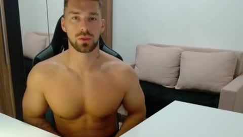 darius_94 online show from 13, 11, 2025