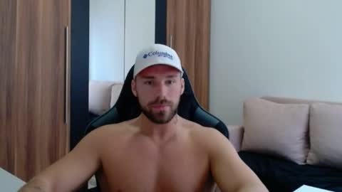darius_94 online show from 4, 2, 2026