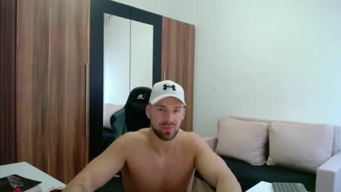 darius_94 online show from 20, 2, 2026