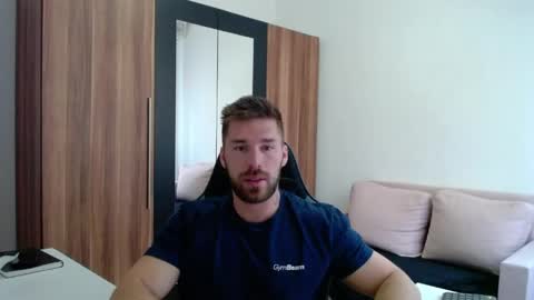 darius_94 online show from 5, 5, 2026