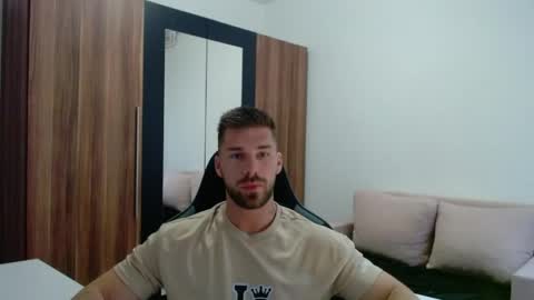darius_94 online show from 17, 5, 2026