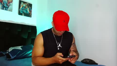 Snapshot of darius_phoenix chatting on 20, 4, 2026 Darius Phoenix online show from 20, 4, 2026