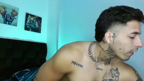 Snapshot of darius_phoenix chatting on 22, 4, 2026 Darius Phoenix online show from 22, 4, 2026