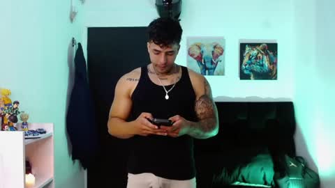 Snapshot of darius_phoenix chatting on 29, 4, 2026 Darius Phoenix online show from 29, 4, 2026