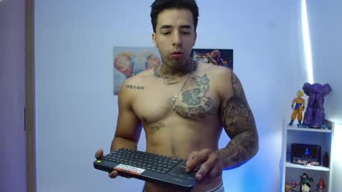 Snapshot of darius_phoenix chatting on 28, 5, 2026 Darius Phoenix online show from 28, 5, 2026