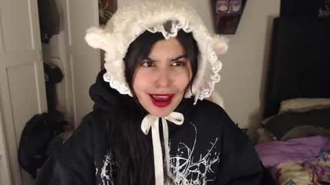 Snapshot of dark_angel_66 chatting on 11, 12, 2024 Moony online show from 11, 12, 2024