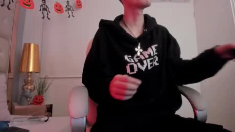 dark_sun333 online show from 25, 10, 2025