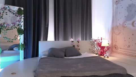 Vamp  online show from 7, 3, 2025