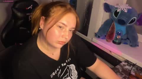 Snapshot of darkcharm1 chatting on 24, 11, 2025 darkcharm1 online show from 24, 11, 2025