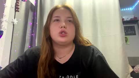 Snapshot of darkcharm1 chatting on 27, 11, 2025 darkcharm1 online show from 27, 11, 2025