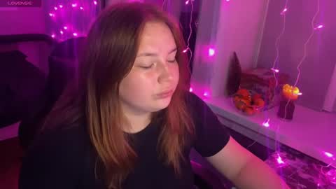 Snapshot of darkcharm1 chatting on 13, 12, 2025 darkcharm1 online show from 13, 12, 2025