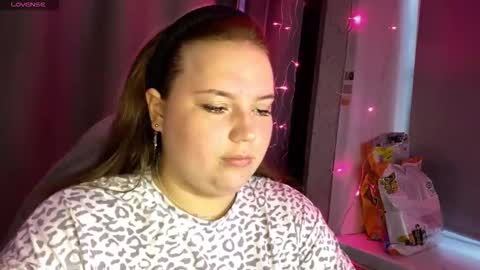 Snapshot of darkcharm1 chatting on 1, 4, 2026 darkcharm1 online show from 1, 4, 2026