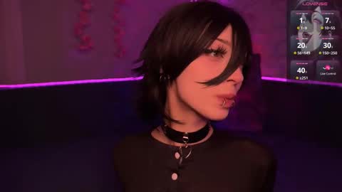 Snapshot of darkfirenight chatting on 4, 2, 2026 Yuu online show from 4, 2, 2026